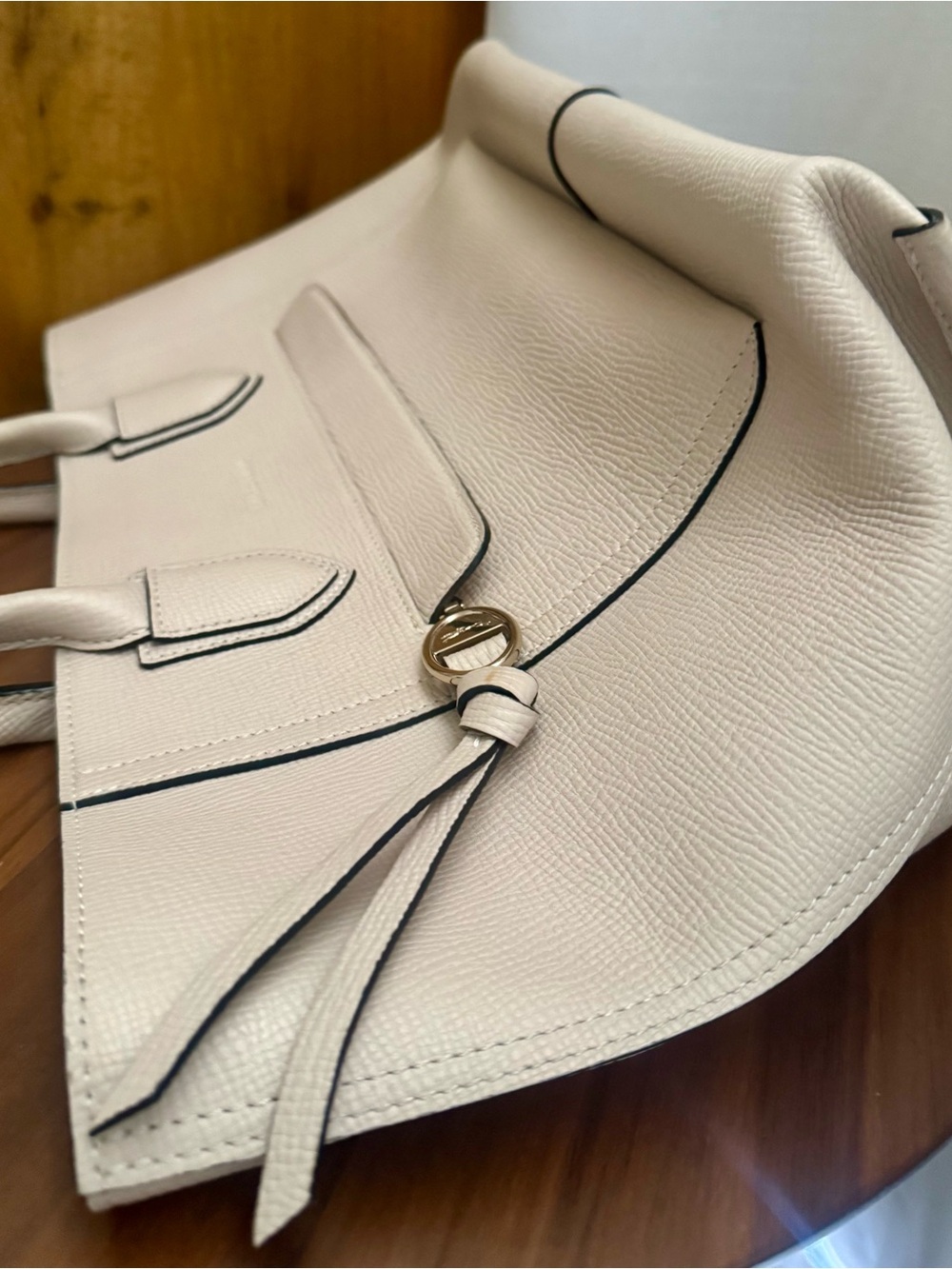 Longchamp Mailbox Leather Tote Chalk - Picture 5 of 13